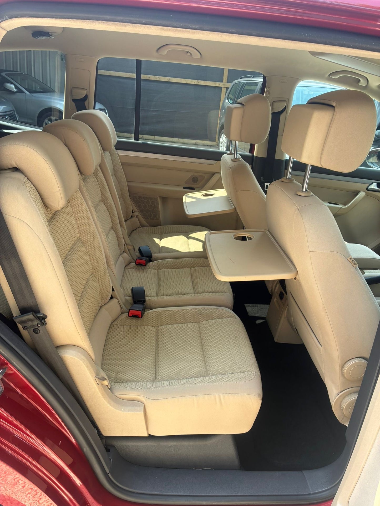 2013 Volkswagen Touran SE 1.6 TDI BlueMotion Tech SE MPV 5dr Diesel DSG Euro 5 (s/s) (105 ps)