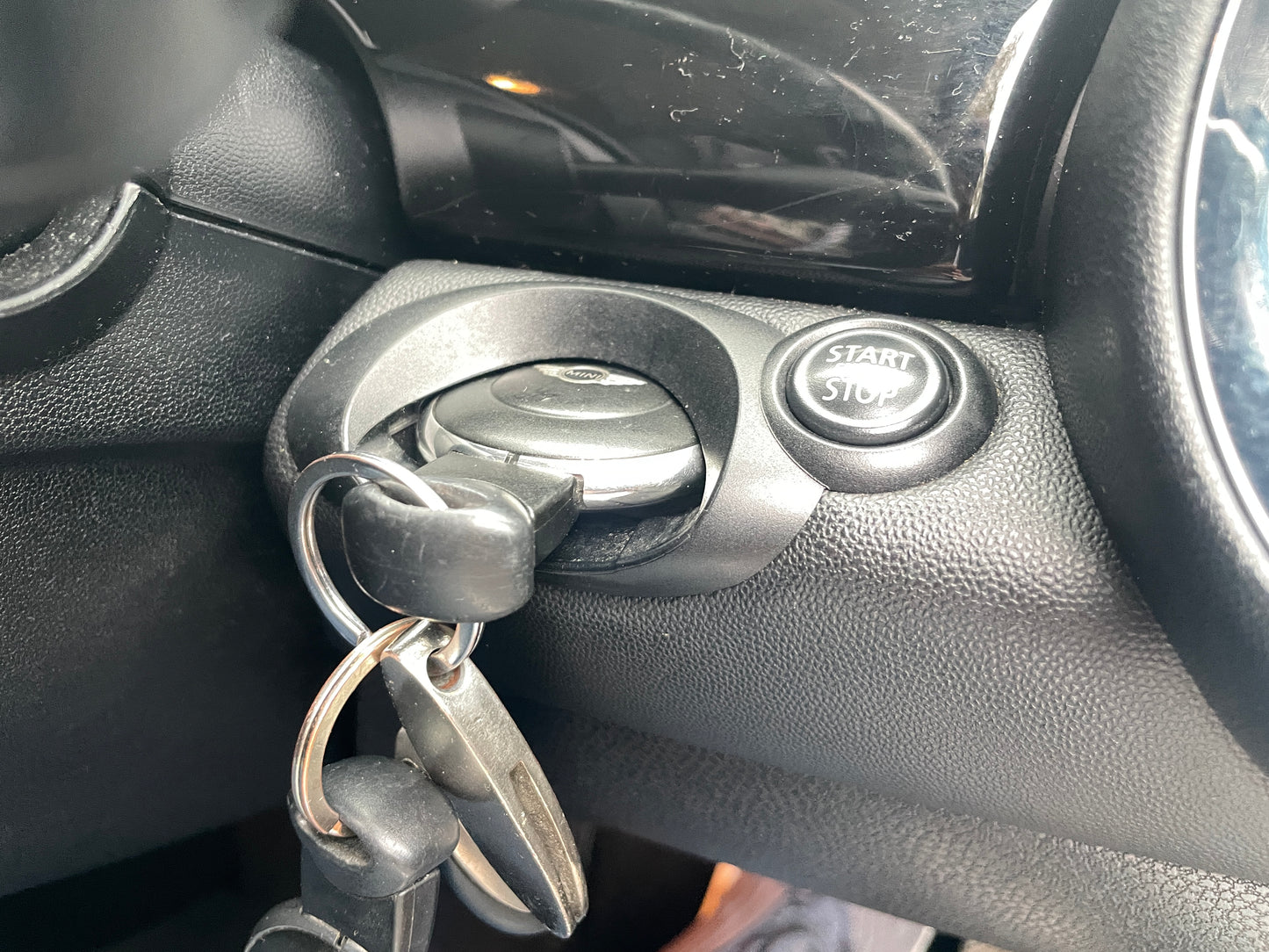 2012 MINI Hatch Cooper D 2.0 Cooper D Hatchback 3dr Diesel Auto Euro 5 (112 ps)