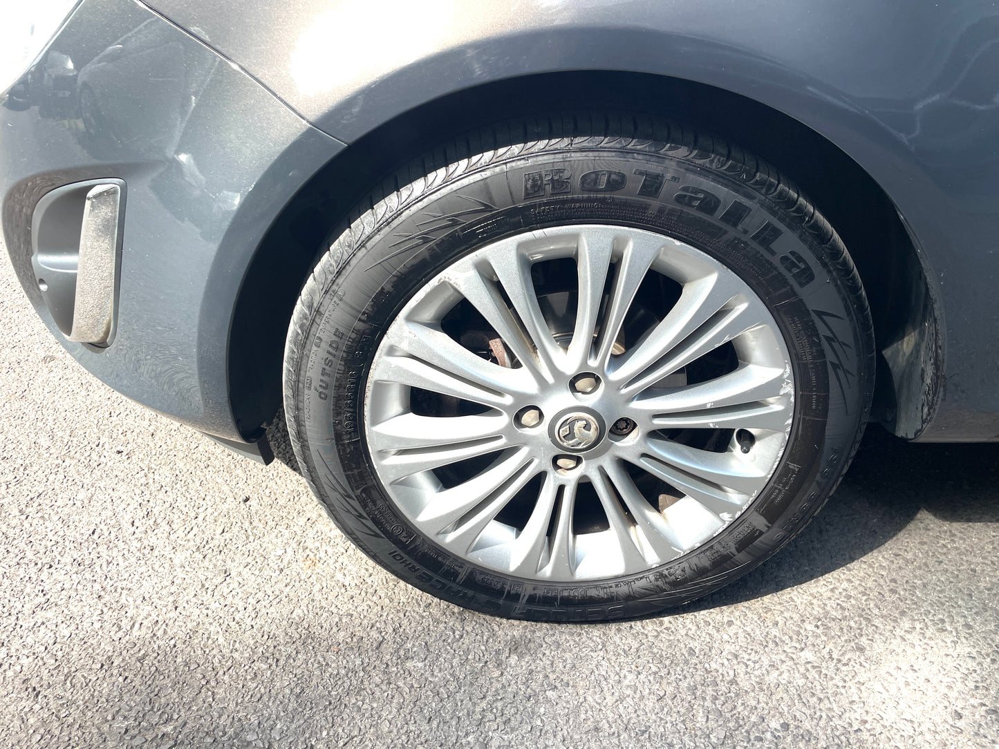 2013 Vauxhall Corsa
1.4 16V SE Auto Euro 5 5dr