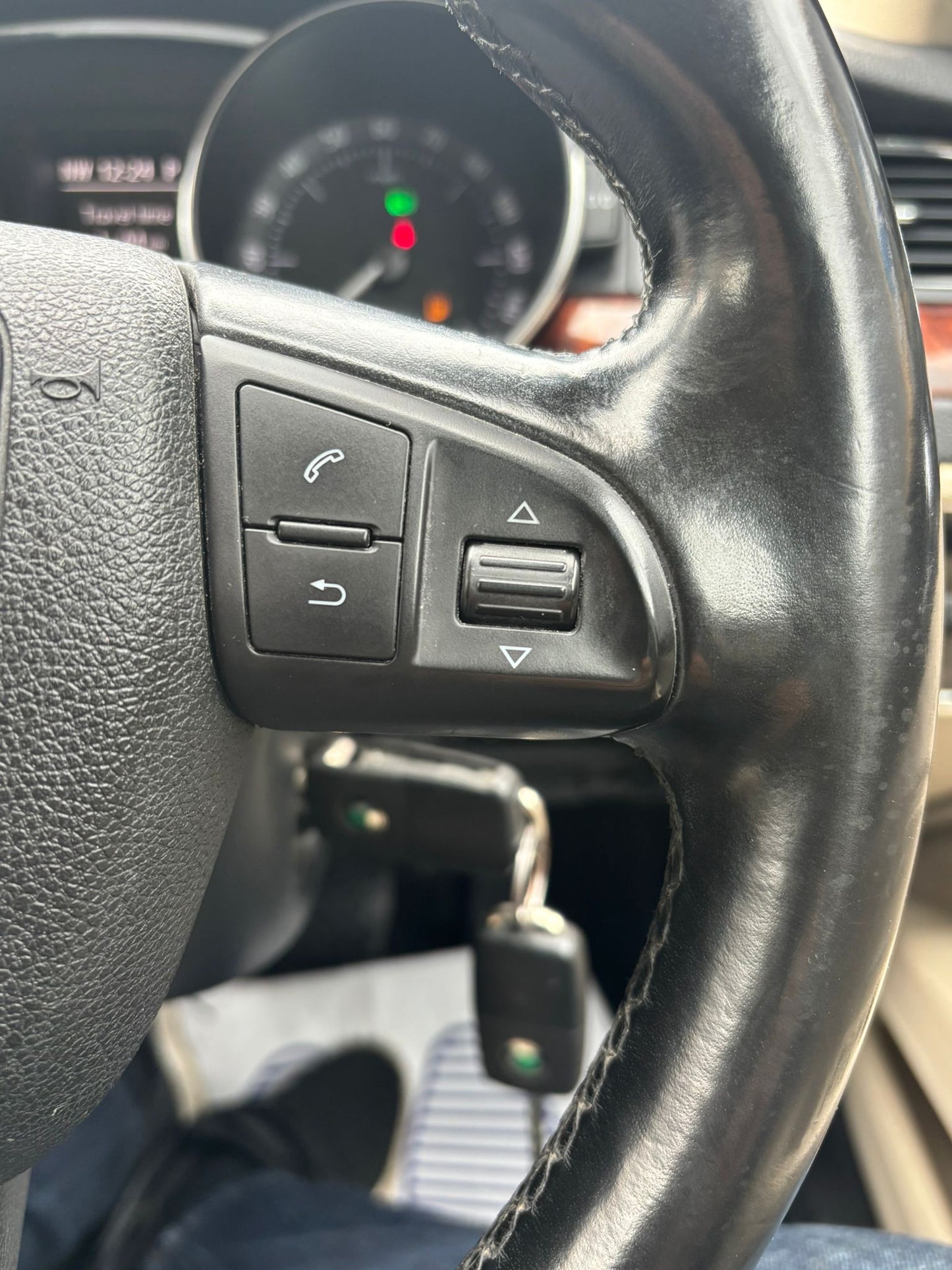 2011 Skoda Superb Elegance 1.8 TSI Elegance Estate 5dr Petrol DSG Euro 5 (160 ps)