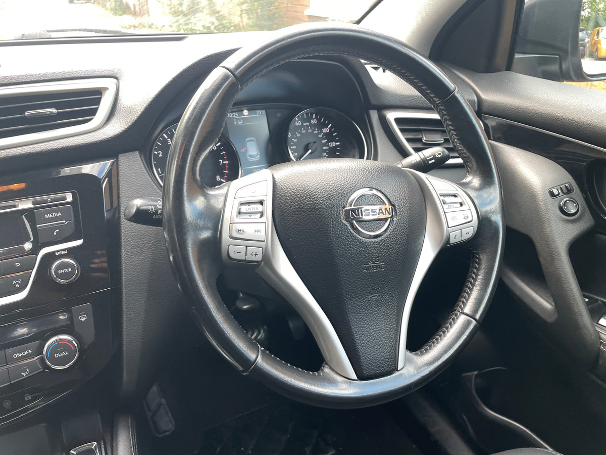 2016 Nissan Qashqai Acenta 1.2 DIG-T Acenta SUV 5dr Petrol XTRON 2WD Euro 6 (s/s) (115 ps)