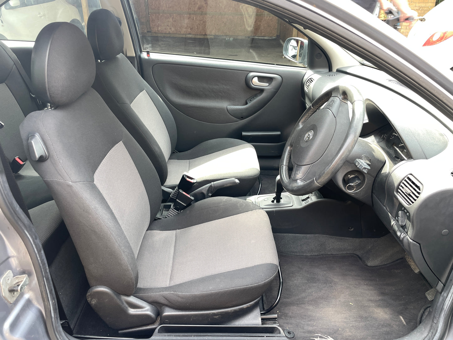 2004 Vauxhall Corsa Energy 1.0i 12v Energy Hatchback 3dr Petrol Easytronic (a/c) (125 g/km, 59 bhp)