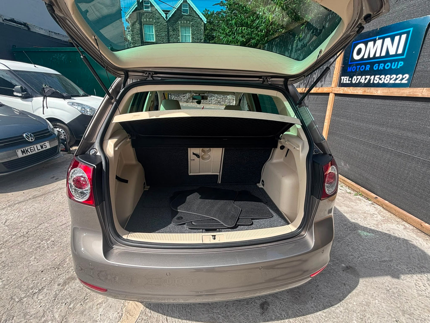 2010 Volkswagen Golf Plus
1.6 TDI SE DSG Euro 5 5dr