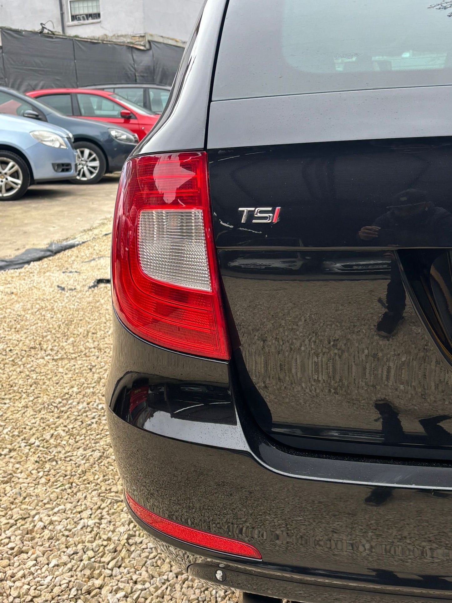 2011 Skoda Superb Elegance 1.8 TSI Elegance Estate 5dr Petrol DSG Euro 5 (160 ps)