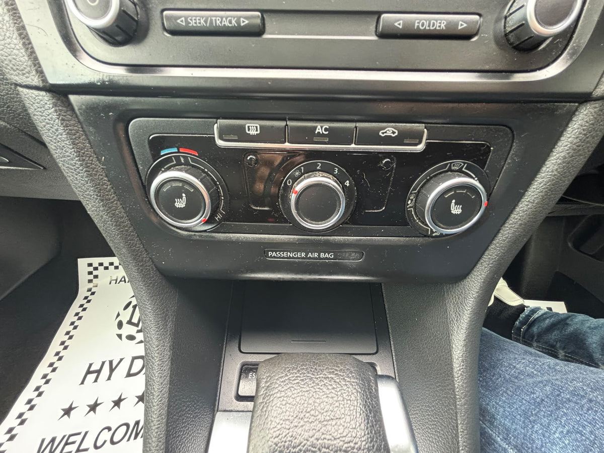 2009 Volkswagen Golf
1.4 TSI S DSG Euro 5 5dr
