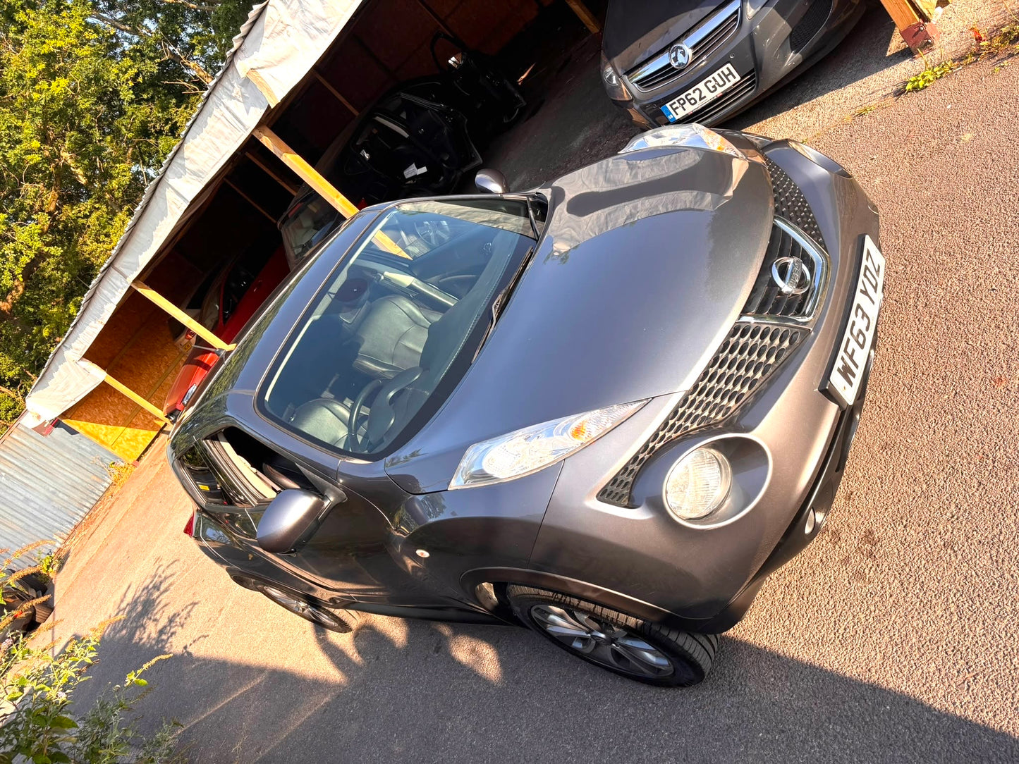2014 Nissan Juke Tekna 1.6 DIG-T Tekna SUV 5dr Petrol CVT 4WD Euro 5 (190 ps)