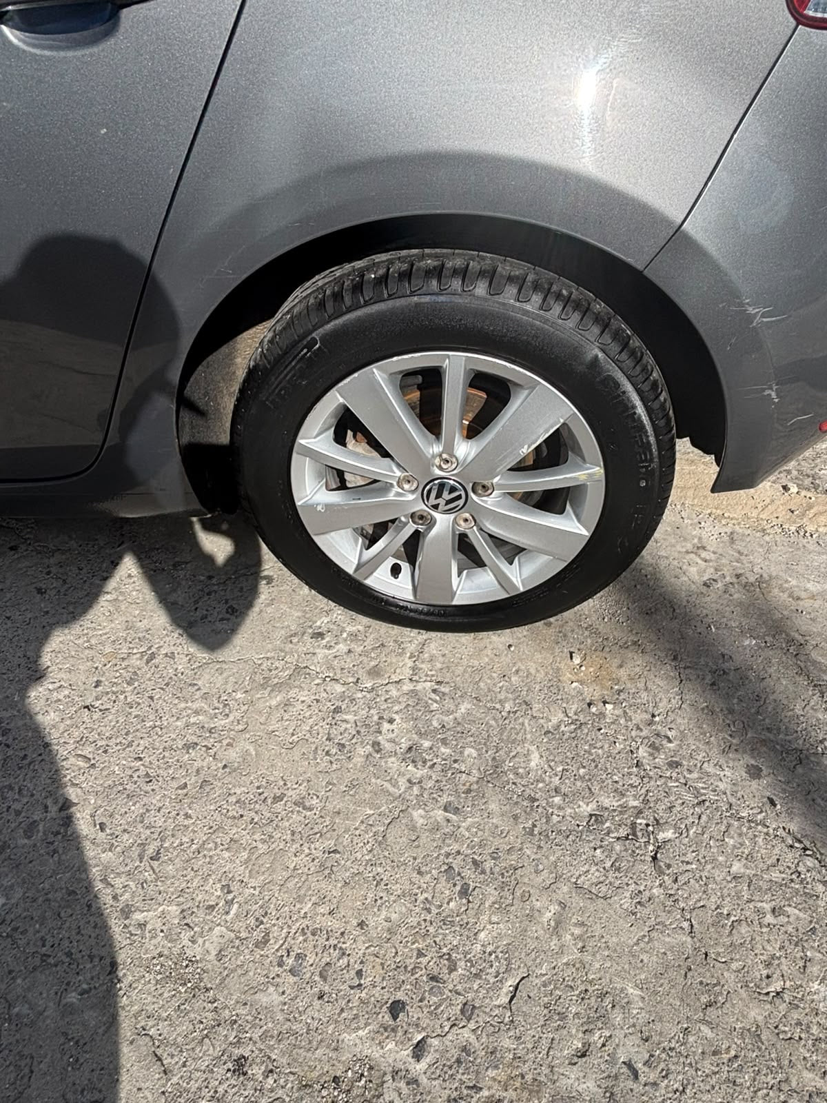 2012 Volkswagen Golf
1.6 TDI Match Euro 5 5dr