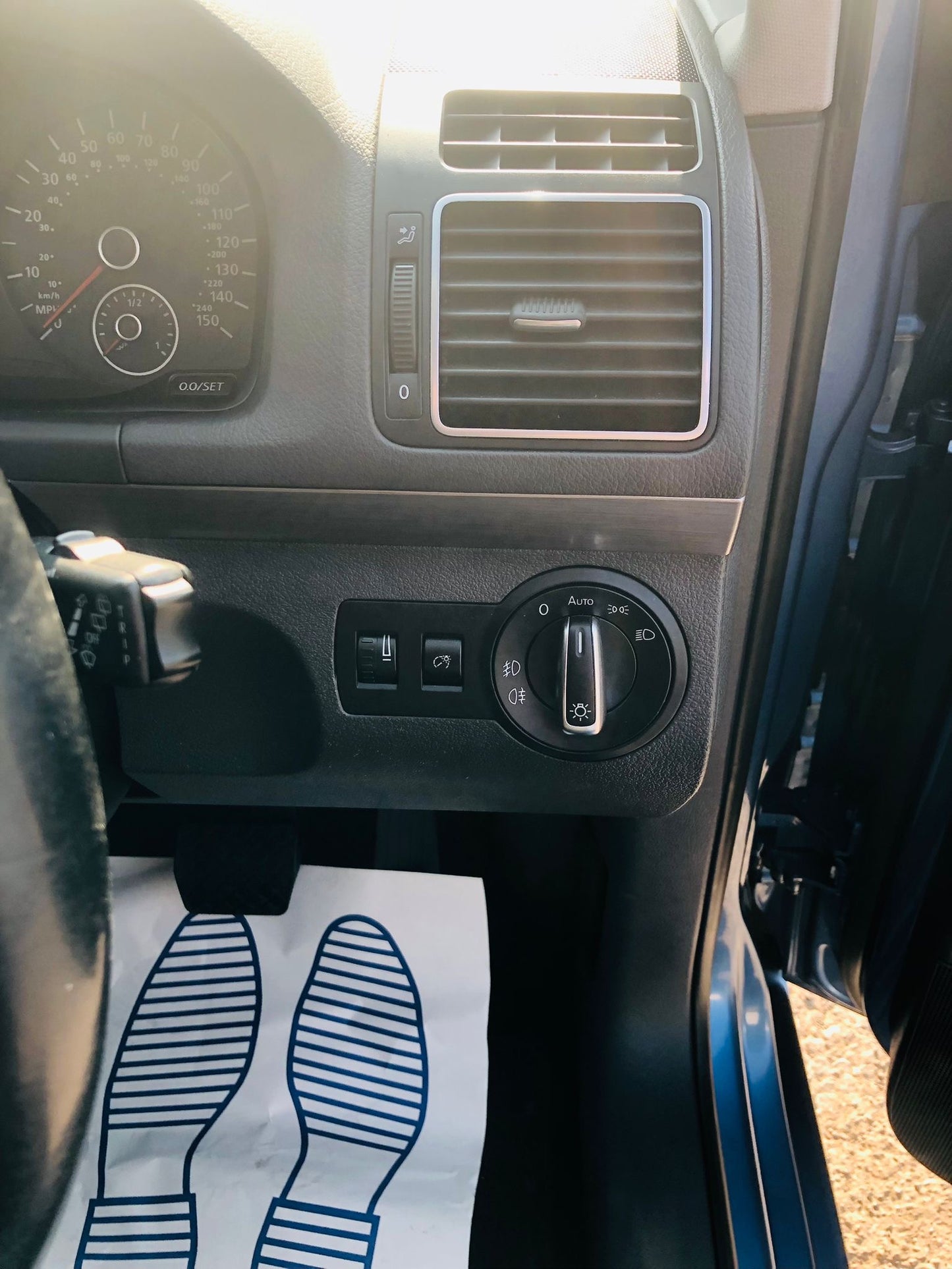 2013 Volkswagen Touran SE 1.4 TSI SE MPV 5dr Petrol DSG Euro 5 (140 ps) AUTOMATIC,