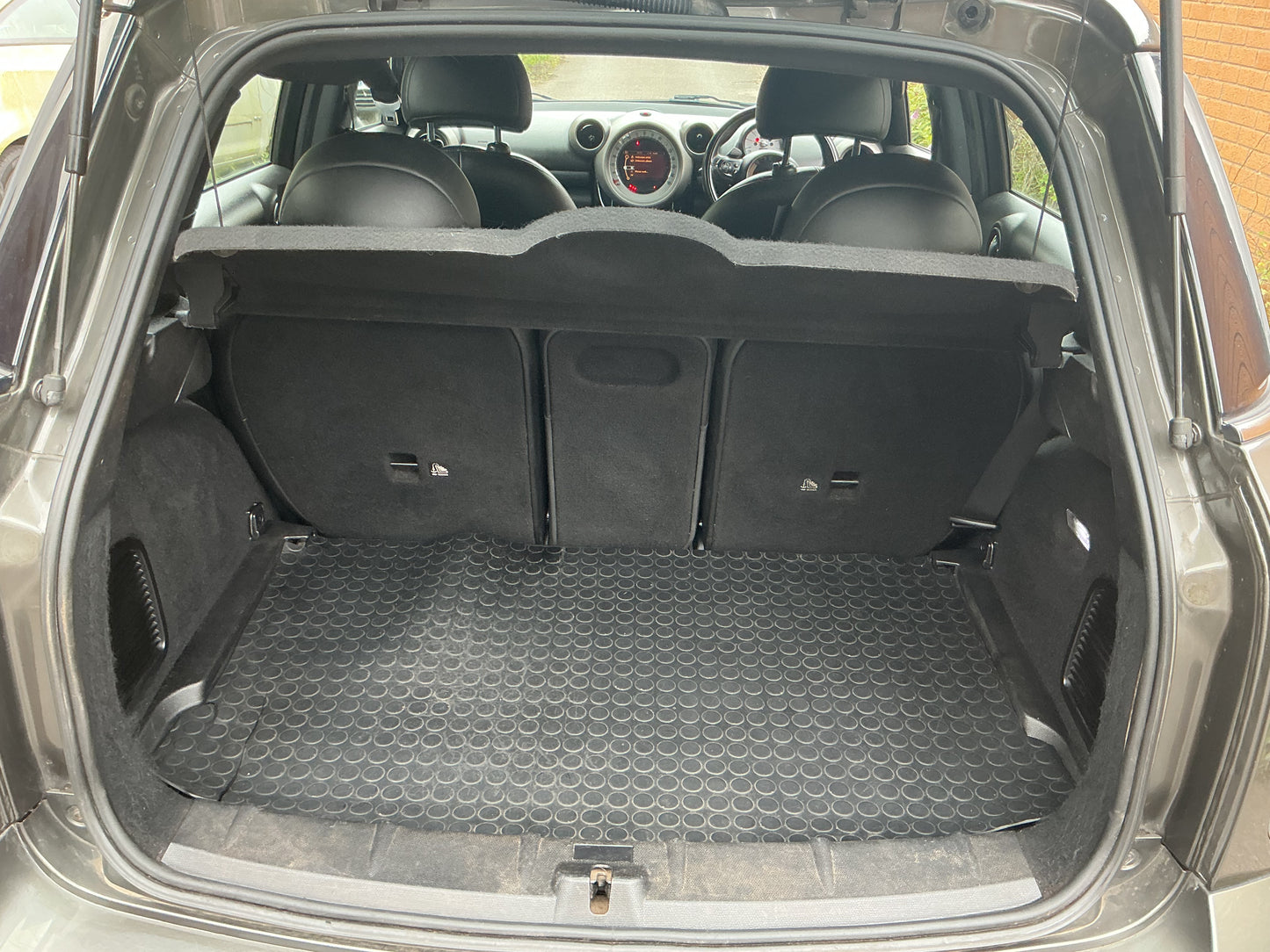 2012 MINI Countryman Cooper SD 
2.0 Cooper SD SUV 5dr Diesel Auto ALL4 Euro 5 (143 ps