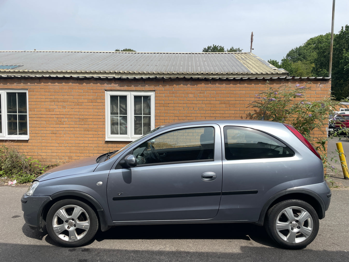 2004 Vauxhall Corsa Energy 1.0i 12v Energy Hatchback 3dr Petrol Easytronic (a/c) (125 g/km, 59 bhp)
