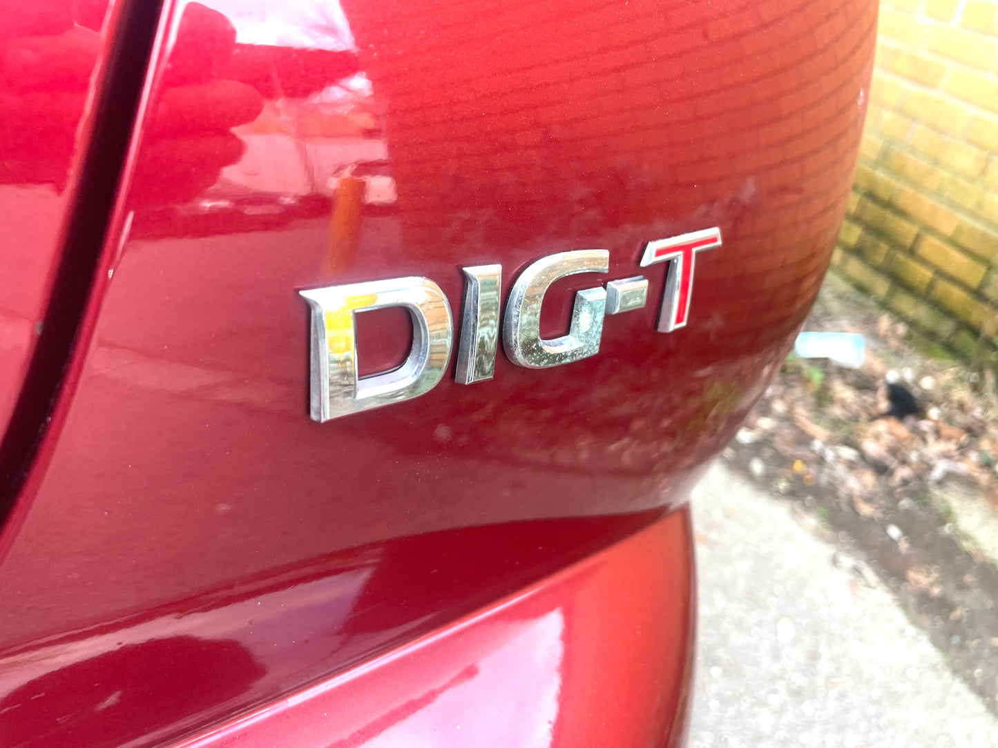 2011 Nissan Juke Tekna 1.6 DIG-T Tekna SUV 5dr Petrol CVT 4WD Euro 5 (190 ps)