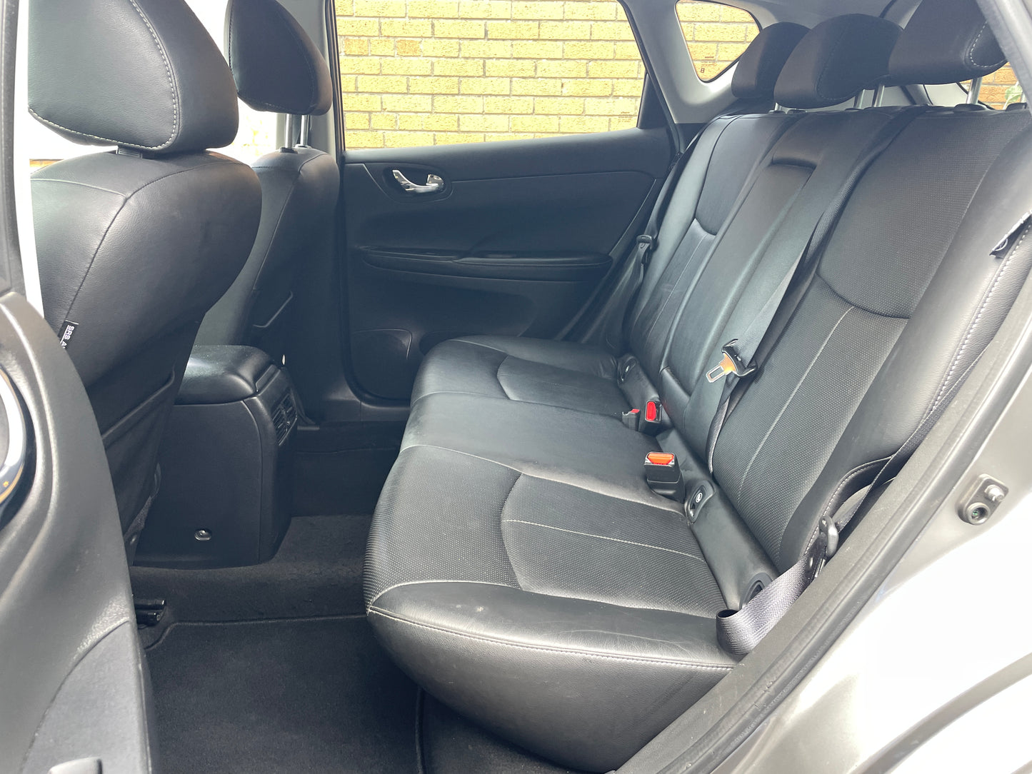 2015 Nissan Pulsar Tekna 1.2 DIG-T Tekna Hatchback 5dr Petrol Manual Euro 6 (s/s) (115 ps)