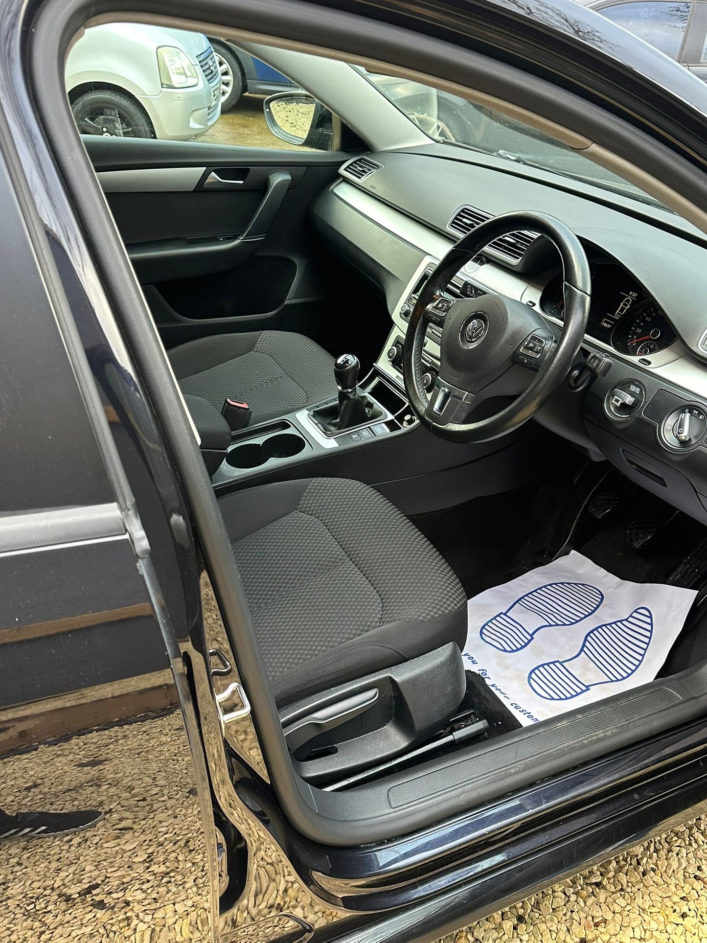 2013 Volkswagen Passat S  1.6 TDI BlueMotion Tech S Saloon 4dr Diesel Manual Euro 5 (s/s) (105 ps)