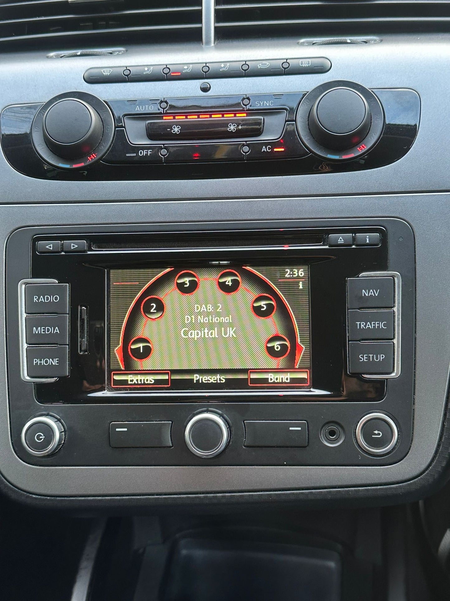 2014 SEAT Altea XL I TECH 1.6 TDI CR I TECH MPV 5dr Diesel DSG Euro 5 (105 ps)