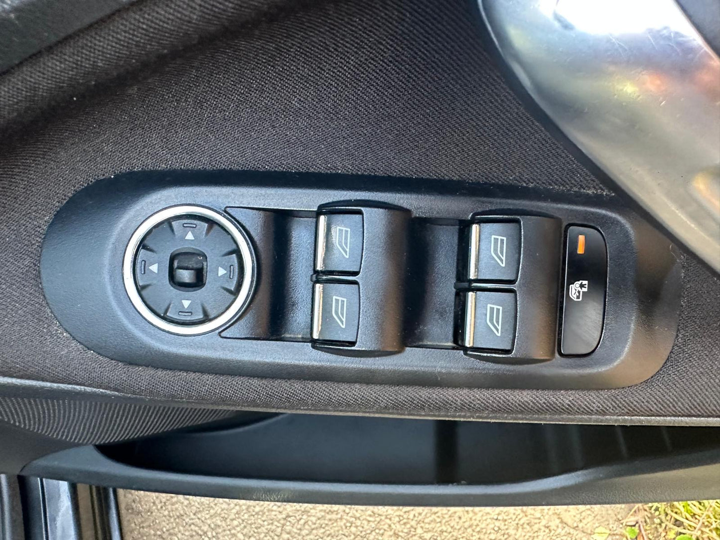 2013 Ford S-Max Zetec 2.0 TDCi Zetec MPV 5dr Diesel Powershift Euro 5 (140 ps) AUTOMATIC