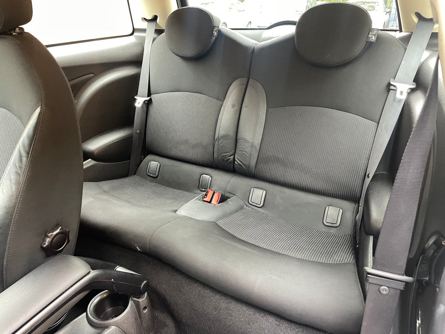 2012 MINI Hatch Cooper D 2.0 Cooper D Hatchback 3dr Diesel Auto Euro 5 (112 ps)