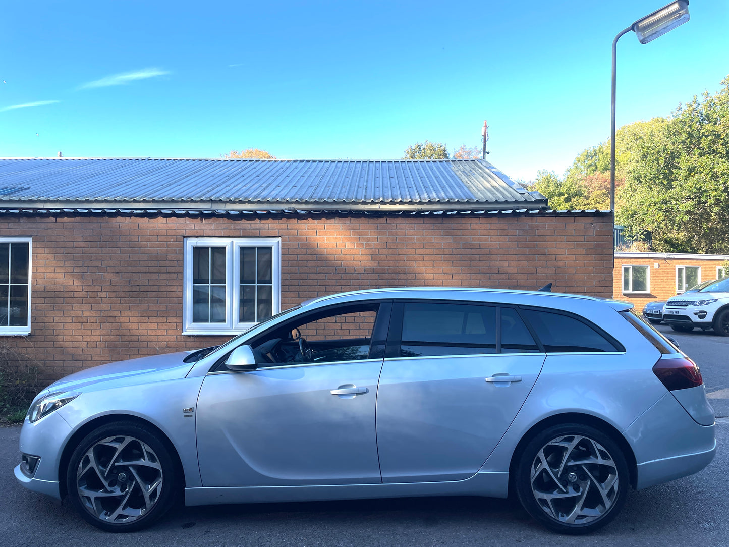 2015 Vauxhall Insignia SRi VX Line Nav 2.0 CDTi SRi VX Line Nav Sports Tourer 5dr Diesel Auto Euro 5 (163 ps)