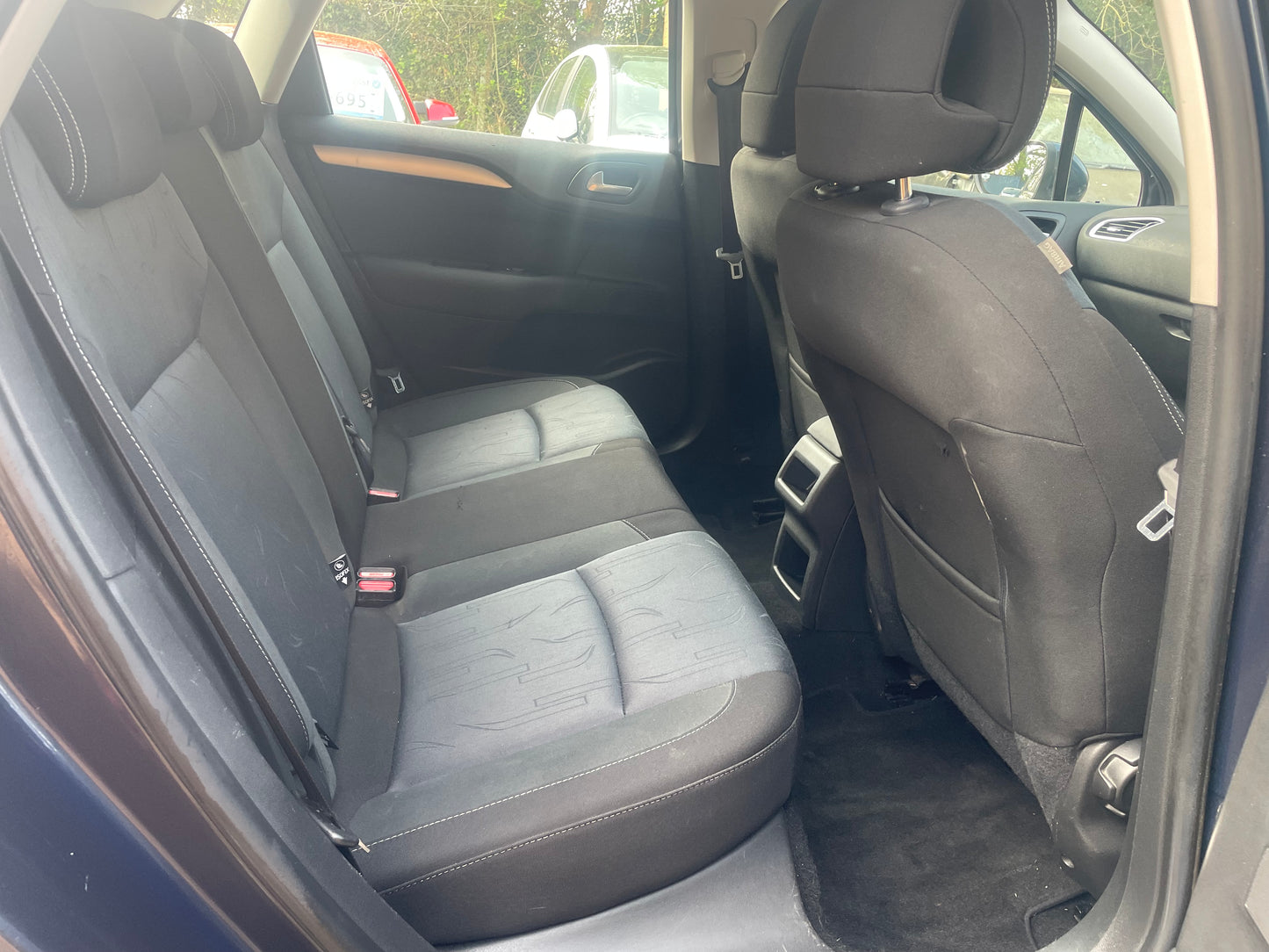 2012 Citroen C4 VTR+ 1.6 e-HDi Airdream VTR+ Hatchback 5dr Diesel EGS6 Euro 5 (s/s) (110 ps)