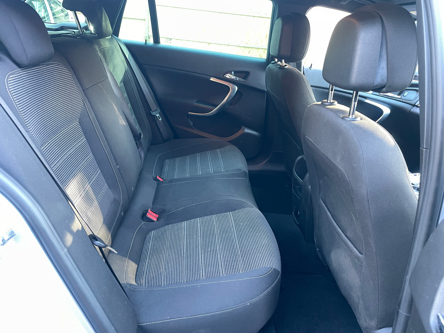 2015 Vauxhall Insignia SRi VX Line Nav 2.0 CDTi SRi VX Line Nav Sports Tourer 5dr Diesel Auto Euro 5 (163 ps)