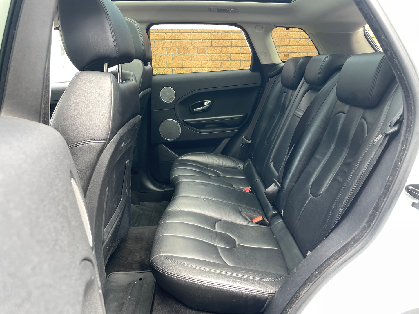 2013 Land Rover Range Rover Evoque Pure 
2.2 SD4 Pure SUV 5dr Diesel Manual 4WD Euro 5 (s/s) (190 ps)