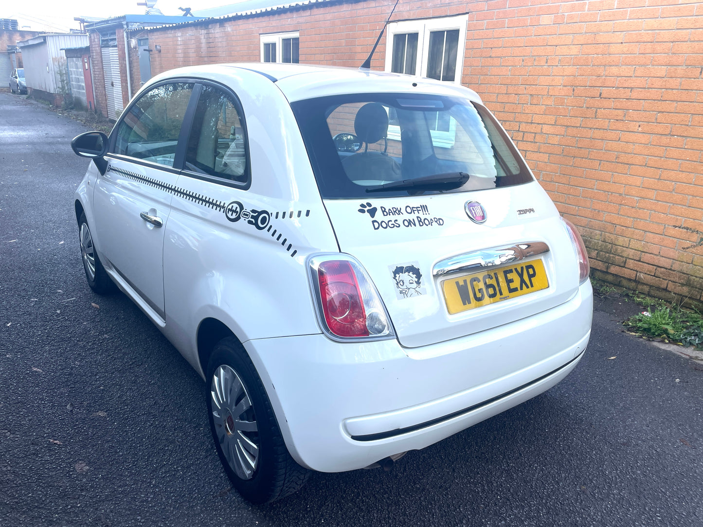 2011 Fiat 500 Pop 1.2 Pop Hatchback 3dr Petrol Manual Euro 5 (s/s) (69 bhp)