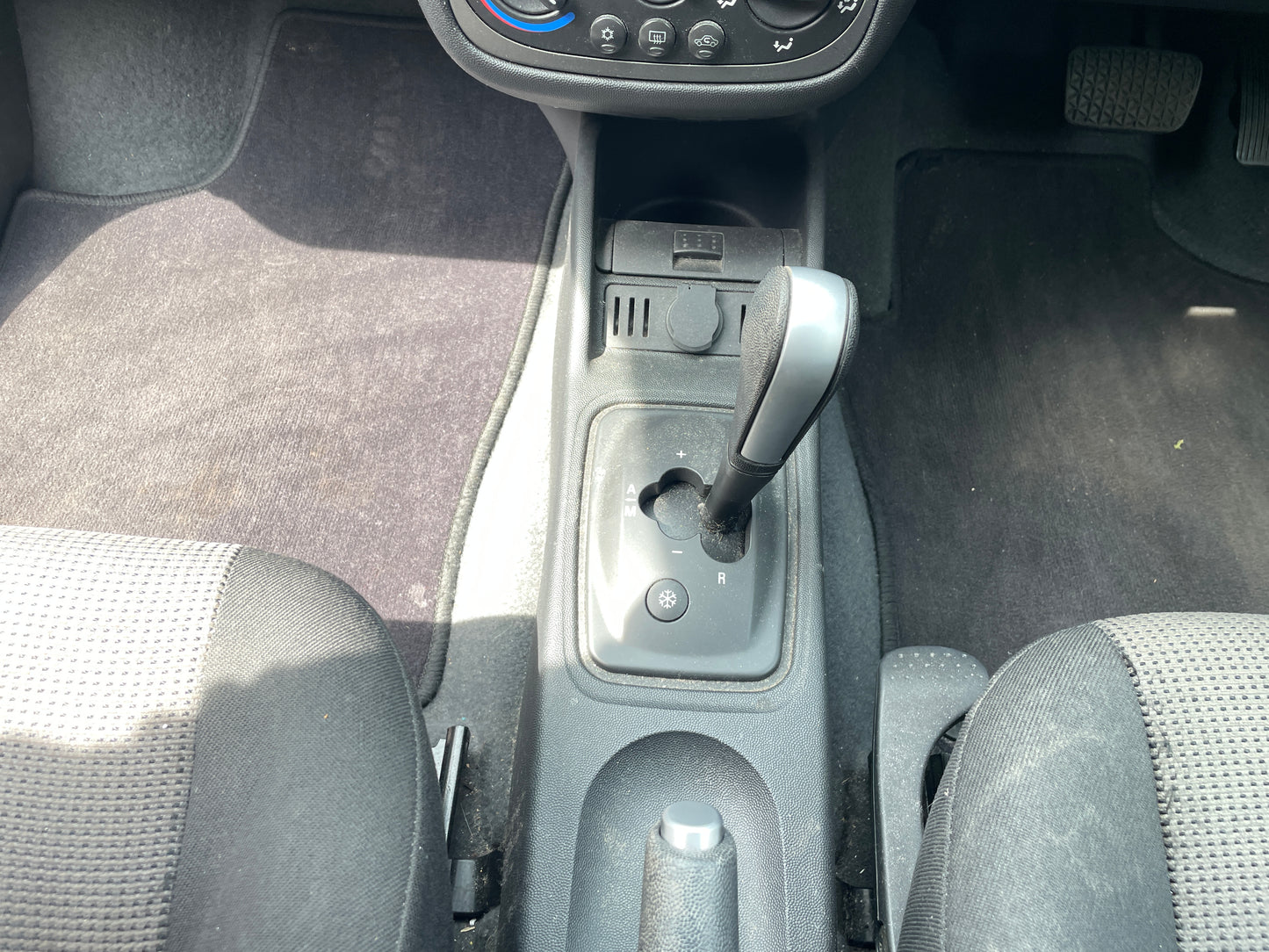 2004 Vauxhall Corsa Energy 1.0i 12v Energy Hatchback 3dr Petrol Easytronic (a/c) (125 g/km, 59 bhp)