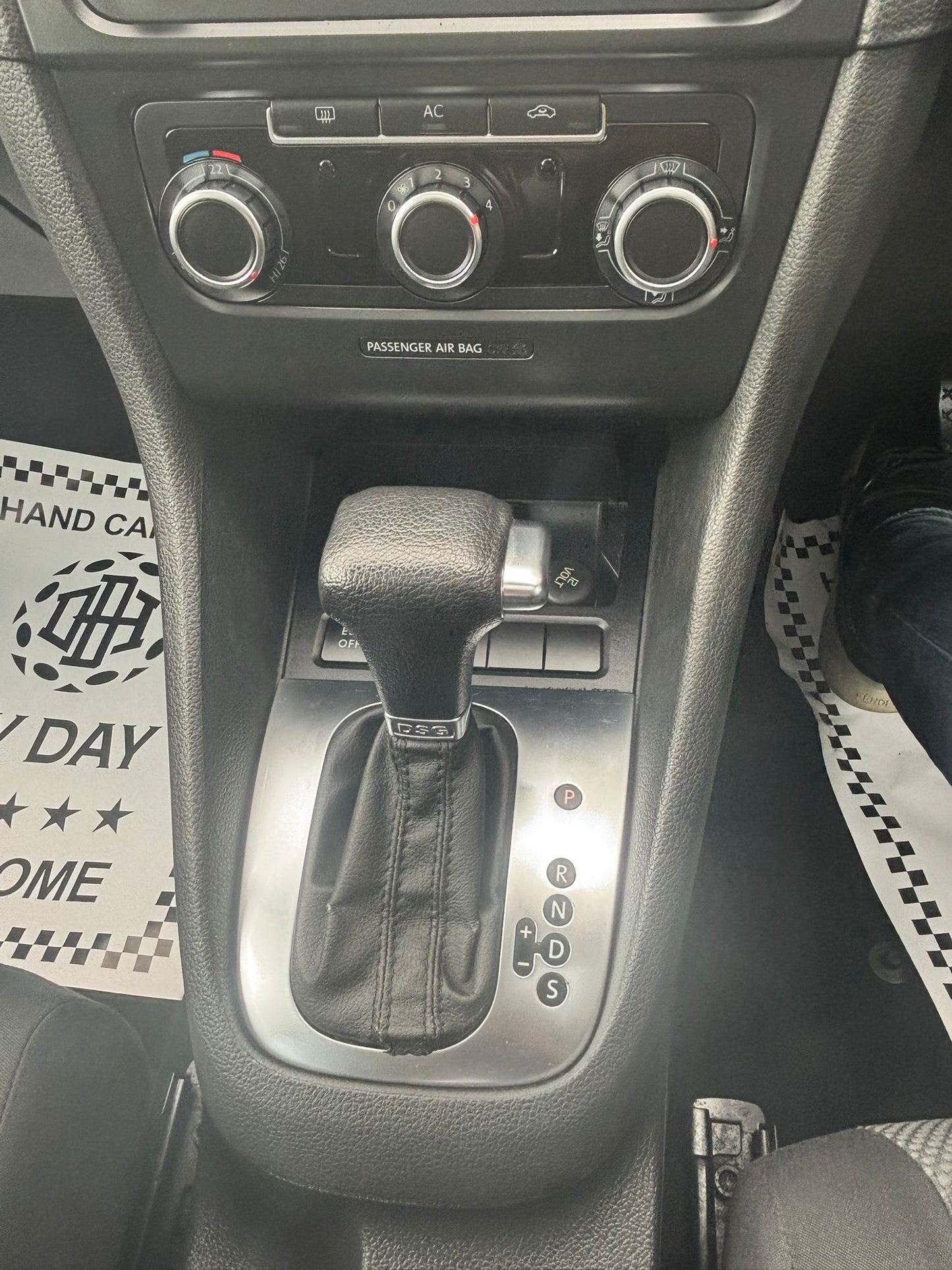 2009 Volkswagen Golf SE 1.6 TDI SE Hatchback 5dr Diesel DSG Euro 5 (105 ps)