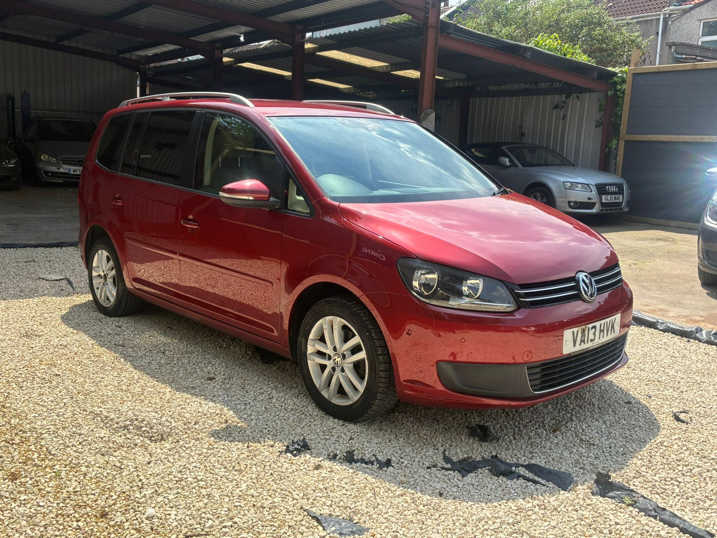 2013 Volkswagen Touran SE 1.6 TDI BlueMotion Tech SE MPV 5dr Diesel DSG Euro 5 (s/s) (105 ps)