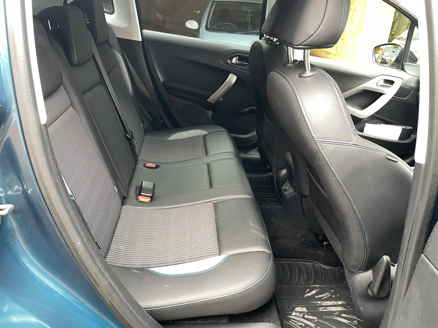 2015 Peugeot 2008 Urban Cross 1.2 PureTech Urban Cross SUV 5dr Petrol Manual Euro 6 (s/s) (110 ps)