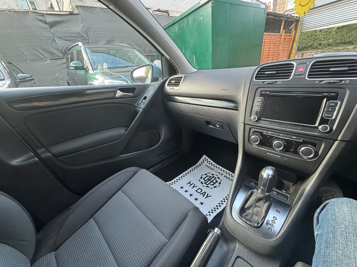 2011 Volkswagen Golf
1.6 TDI Match DSG Euro 5 5dr