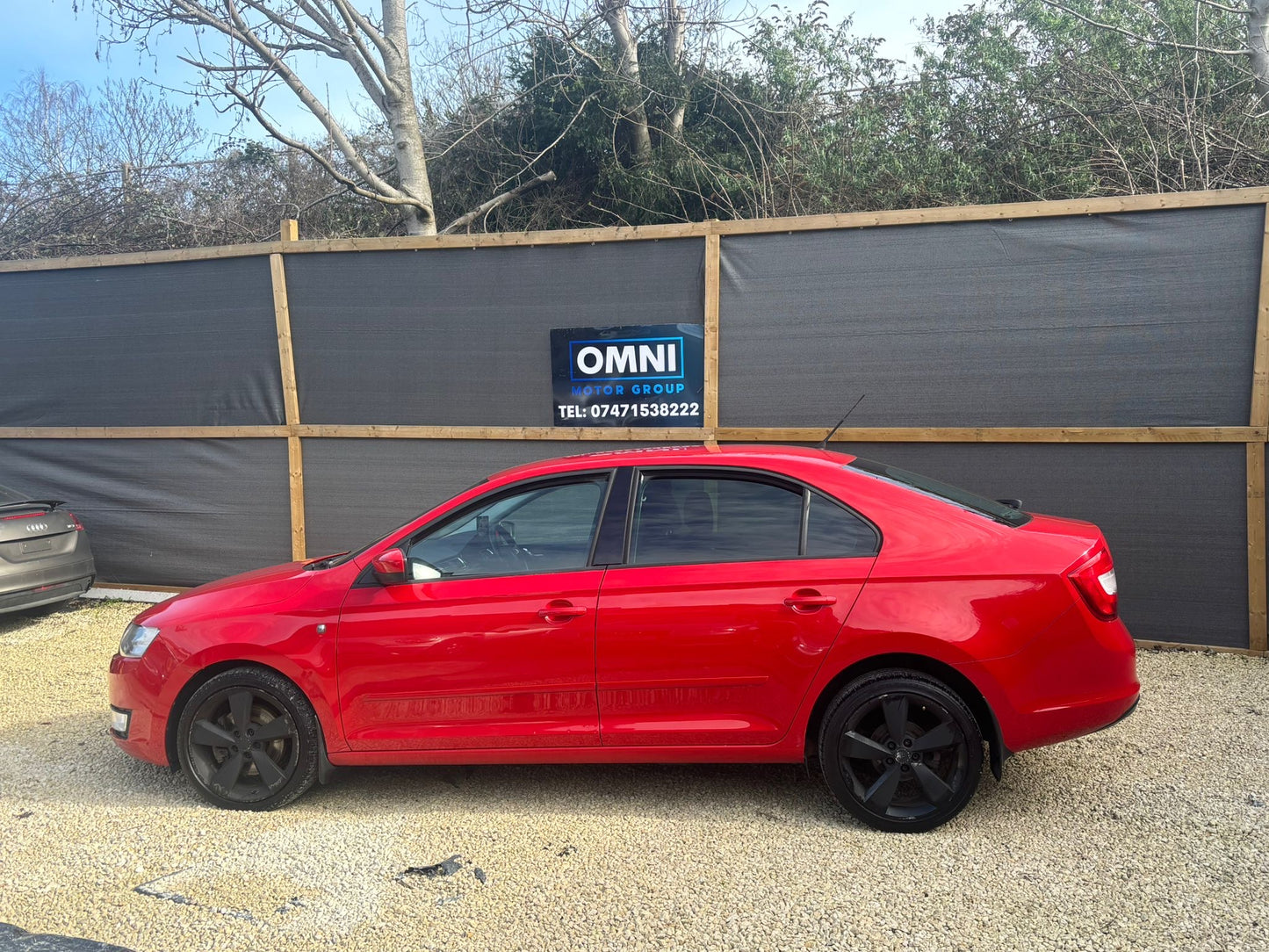 2014 Skoda Rapid Elegance 1.6 TDI Elegance Hatchback 5dr Diesel DSG Euro 5 (90 ps)