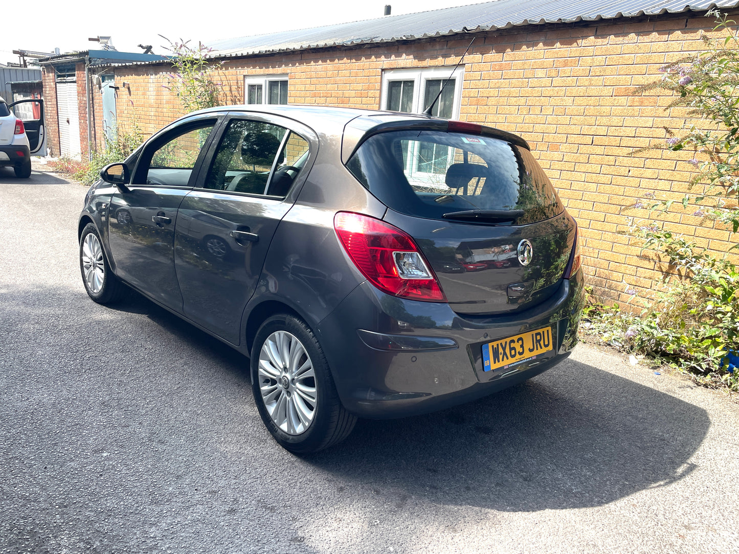 2013 Vauxhall Corsa
1.4 16V SE Auto Euro 5 5dr