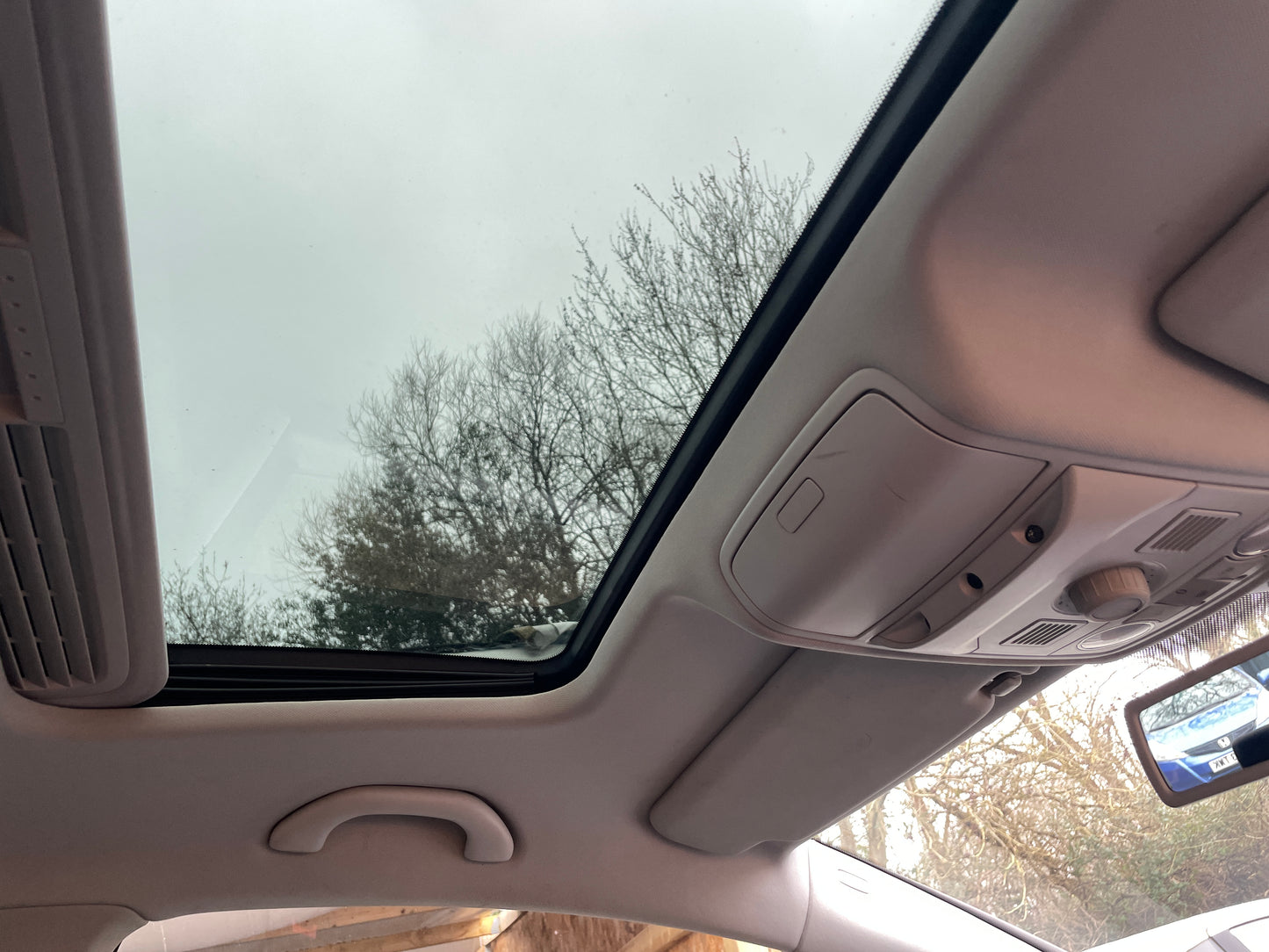 2011 Volkswagen Golf Plus SE
1.6 TDI SE Hatchback 5dr Diesel DSG Euro 5 (105 ps)