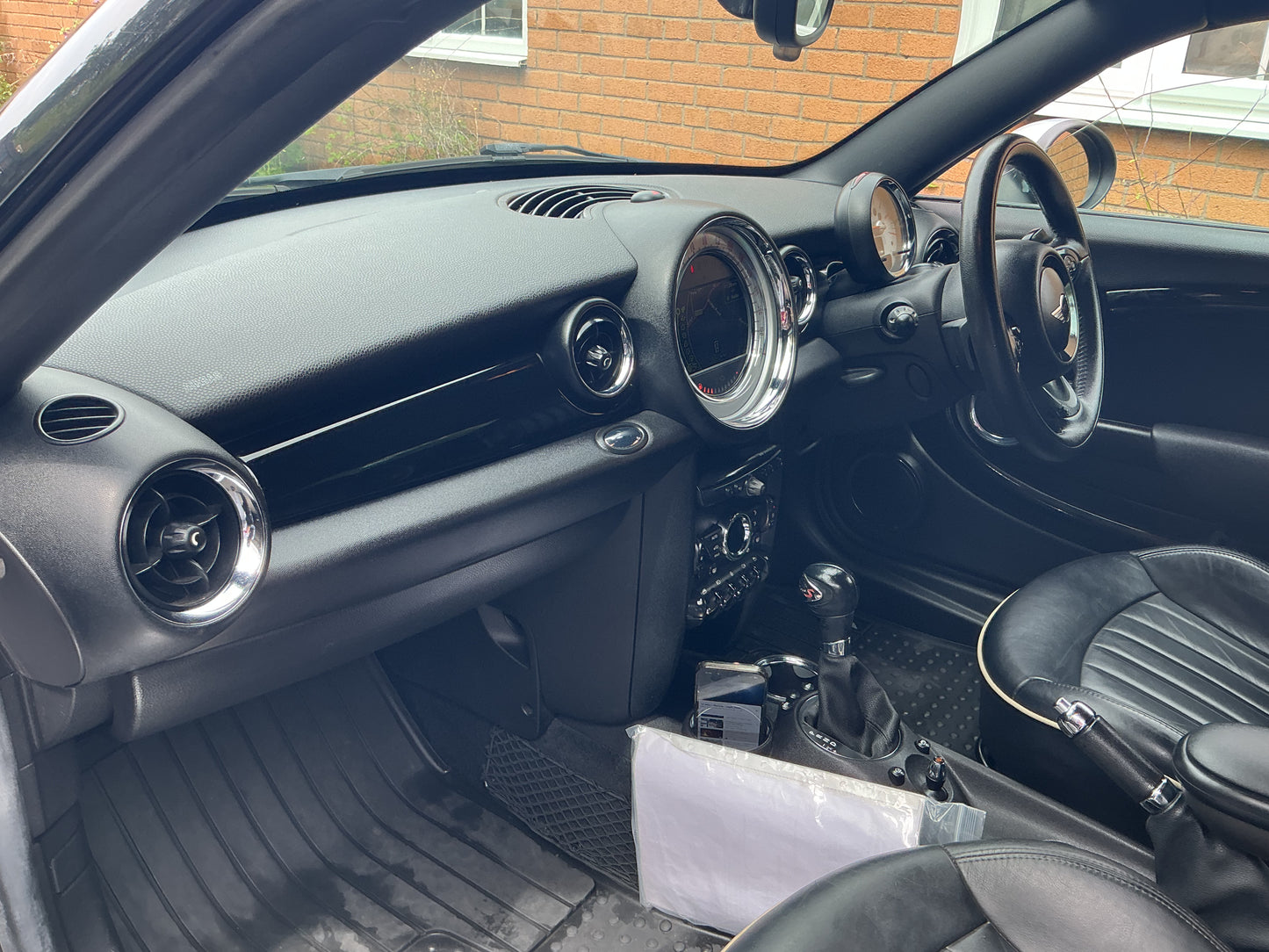 2011 MINI Coupe Cooper SD 
2.0 Cooper SD Coupe 2dr Diesel Auto Euro 5 (143 ps)
